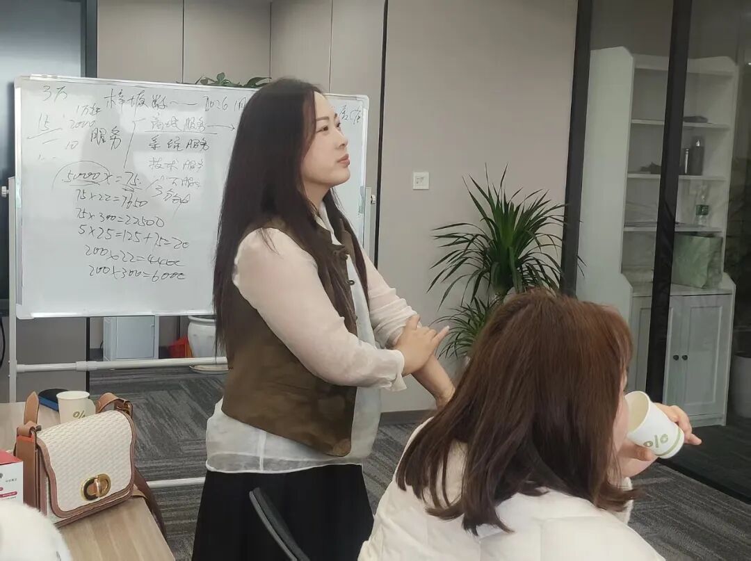 反诈警示图片